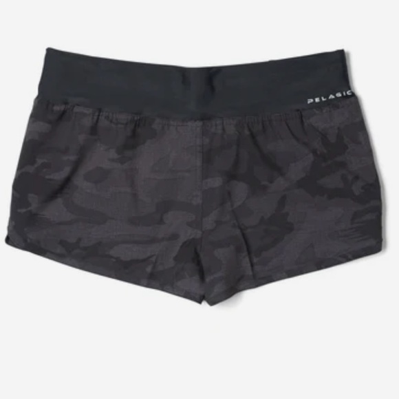 NWT: Pelagic Ws Pez Vela shorts in Fish Camo Black - size small - Picture 2 of 5